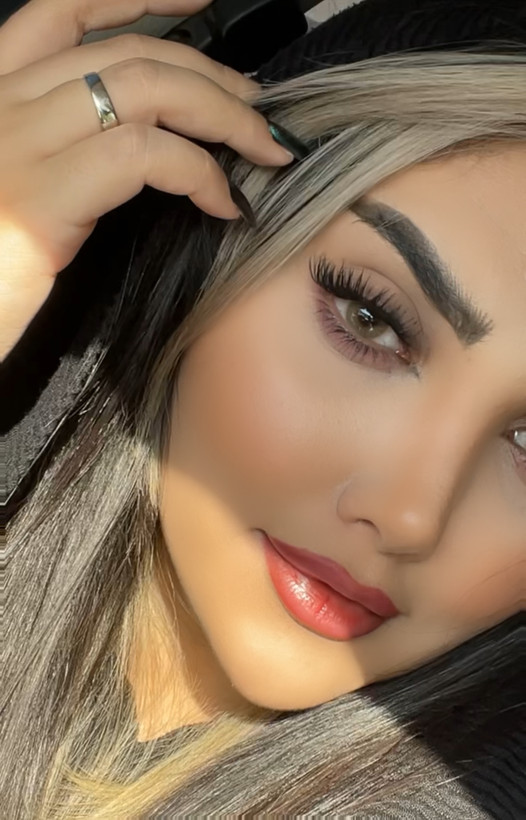عسلی سبز بدوت دور و بدون بزرگنمایی