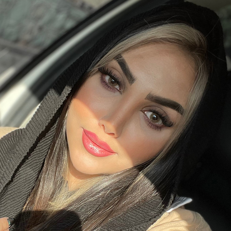 عسلی سبز بدوت دور و بدون بزرگنمایی