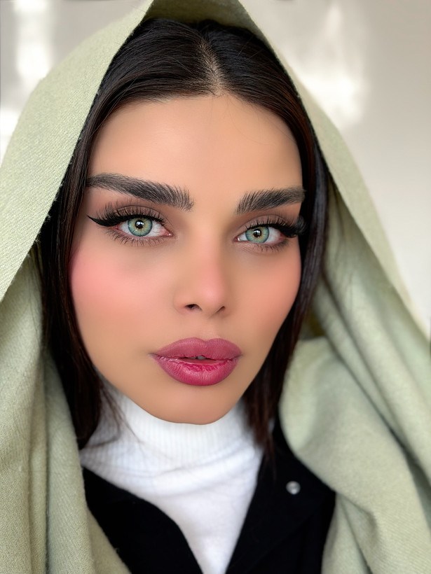 سبز آبی عسلی عروسکی روشن