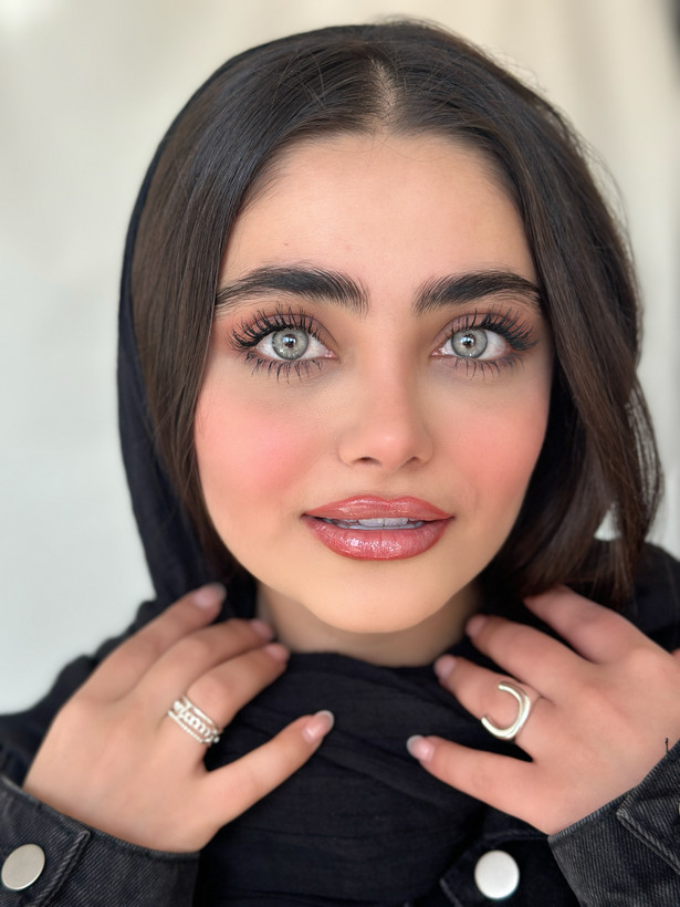 طوسی روشن دور مشکی