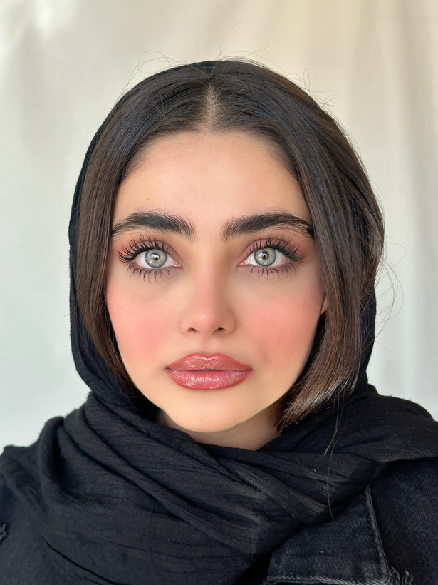 طوسی روشن دور مشکی