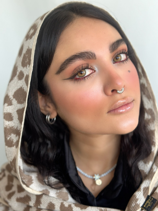 عسلی سبز عروسکی