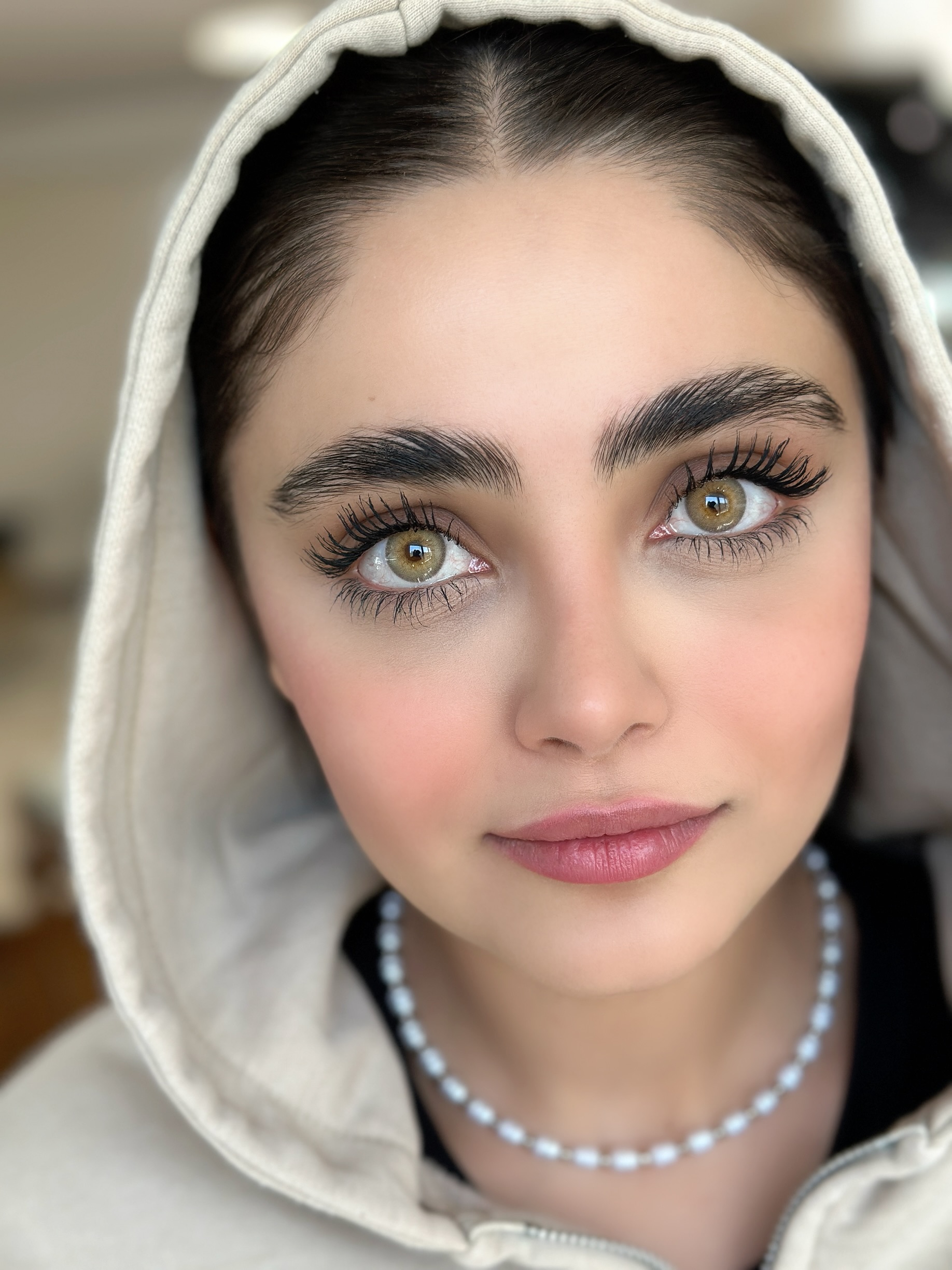 عسلی سبز جذاب 🌸