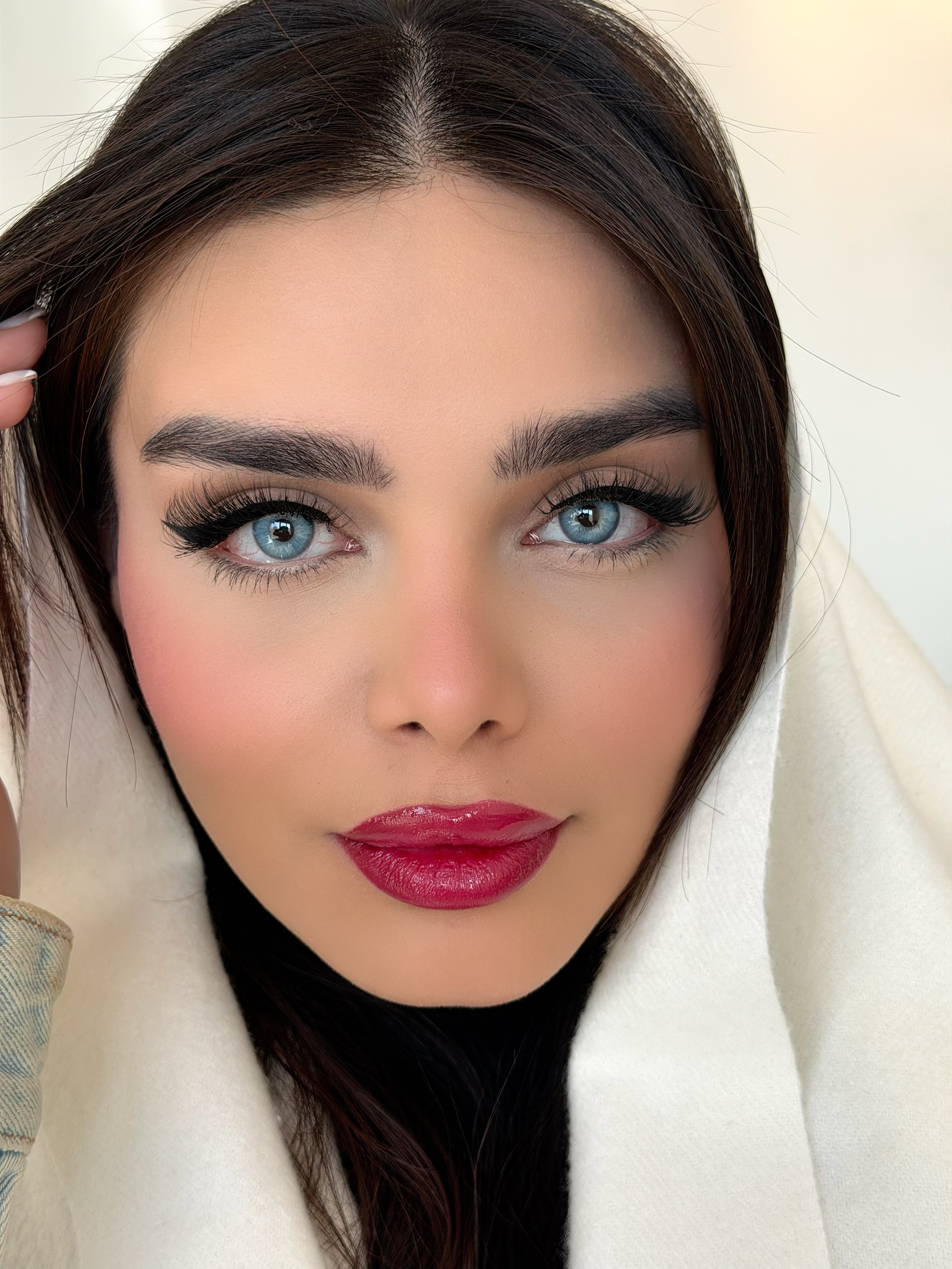 آبی خالص دور دار