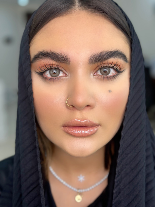 مون